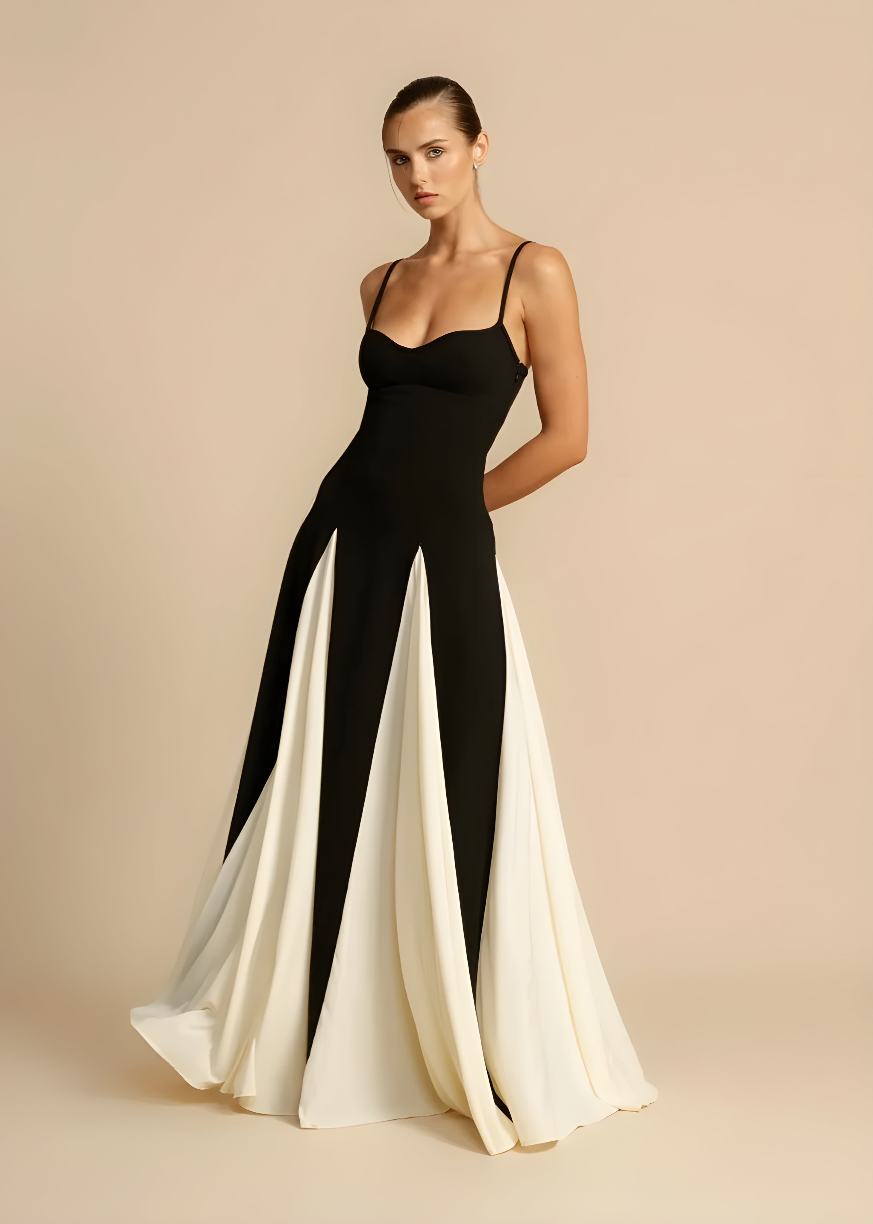 Eva's Chic Maxi